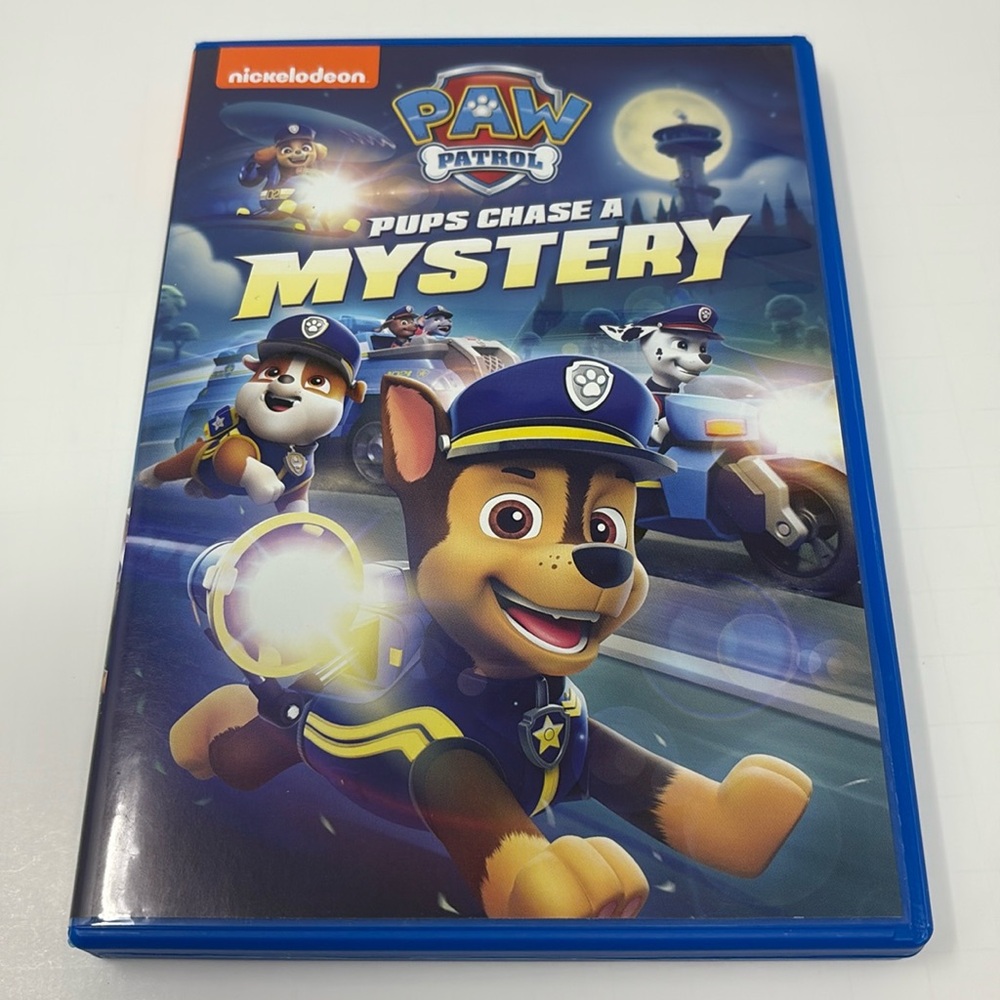 PAW PATROL: Pups Chase a Mystery DVD. Nickelodeon